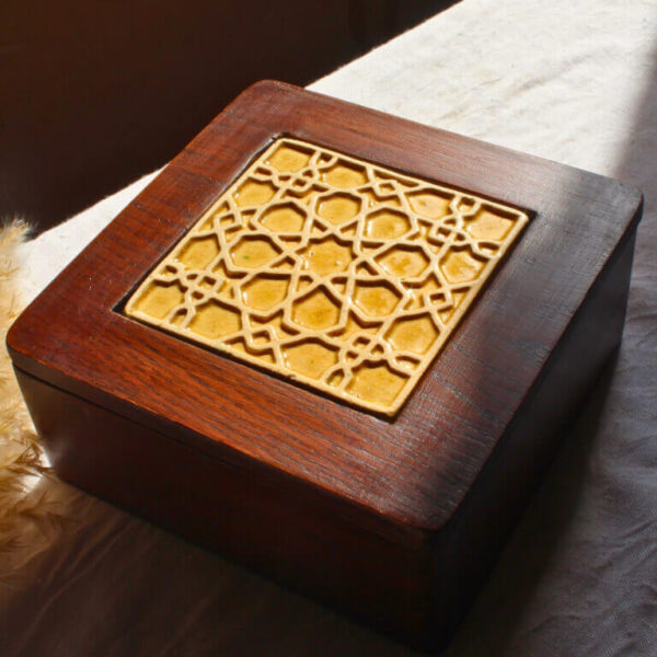 "Wessal" Box - Image 2